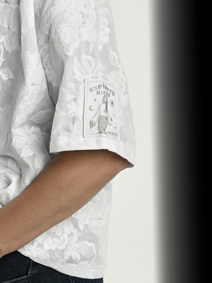 Bordados florales en relieve de la manga de la camisa Janis de Aire Retro