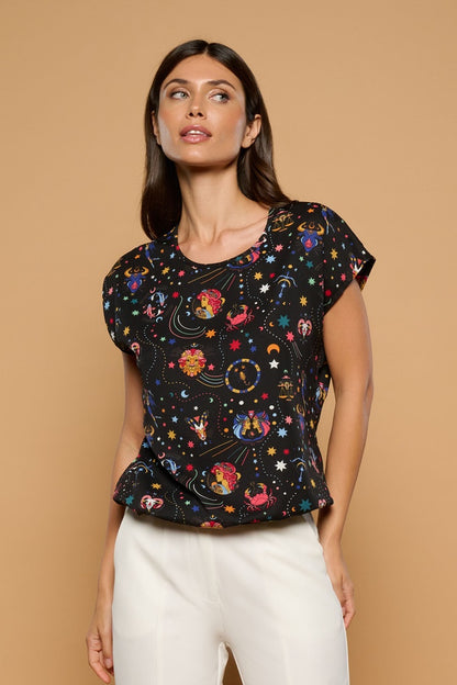 Camiseta con estampado del zodiaco multicolor de Minueto